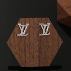 Louis Vuitton Necklaces